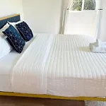 Charming 3 Bedroom Home Near Sofi And Lax - 65Th