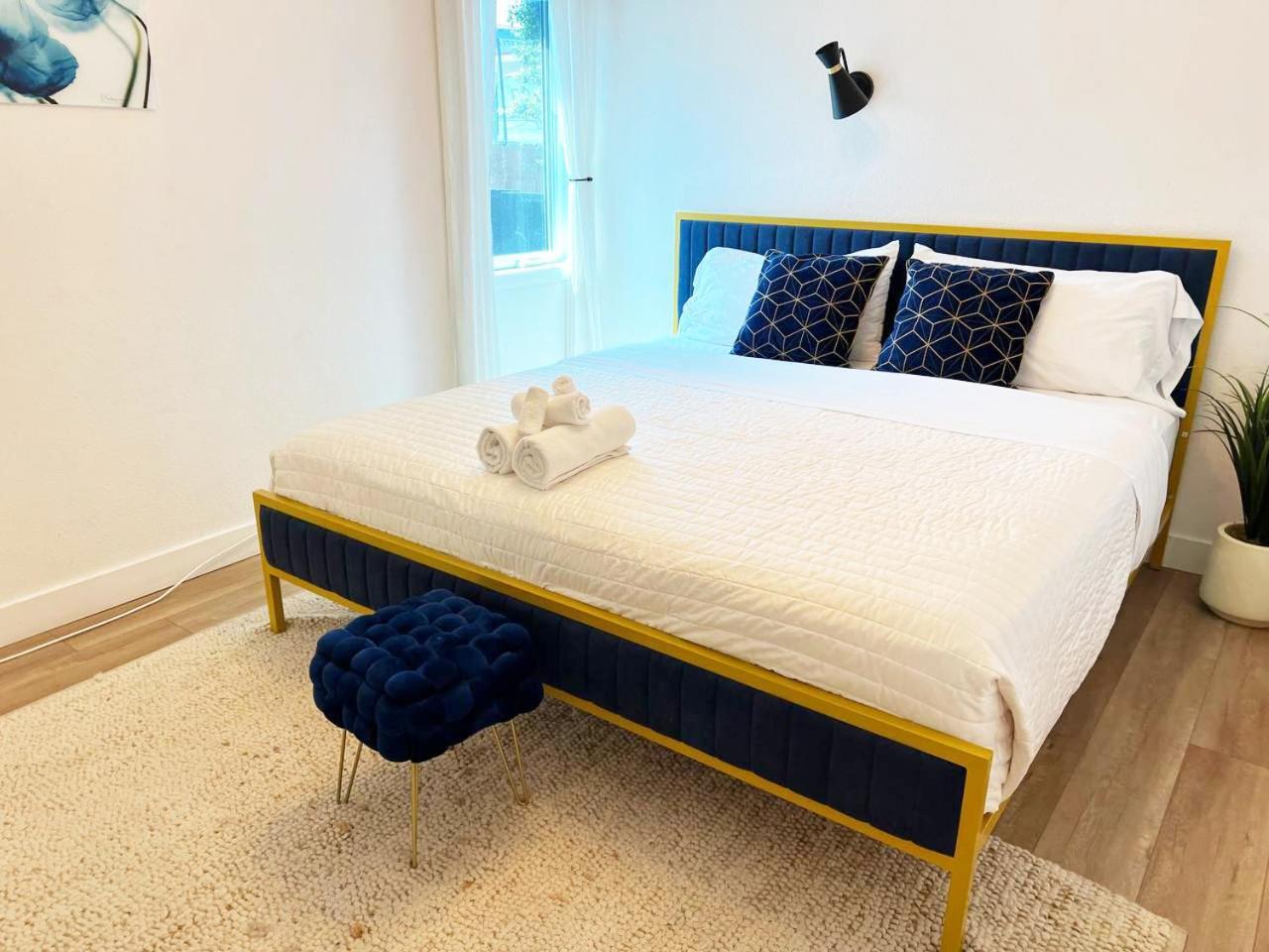 Charming 3 Bedroom Near Sofi And Lax - 65th